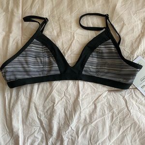 NWT Athleta Bikini Top